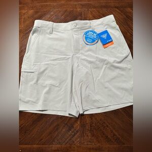 Columbia Men's Light Gray Shorts